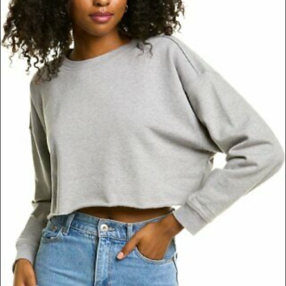 ✨ HP✨WEWOREWHAT
CROPPED SWEATSHIRT✨